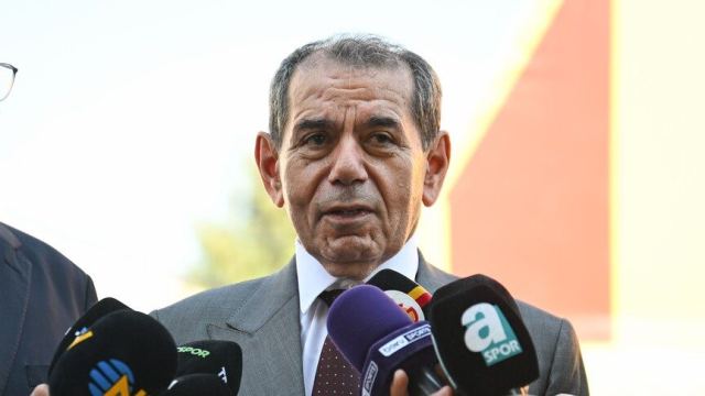 Galatasaray Başkanı Özbek: Okan Buruk ile iletişimimiz sorunsuz