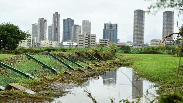 Japonya'da Dujuan Tayfunu'nda ölü sayısı 12'ye ulaştı
