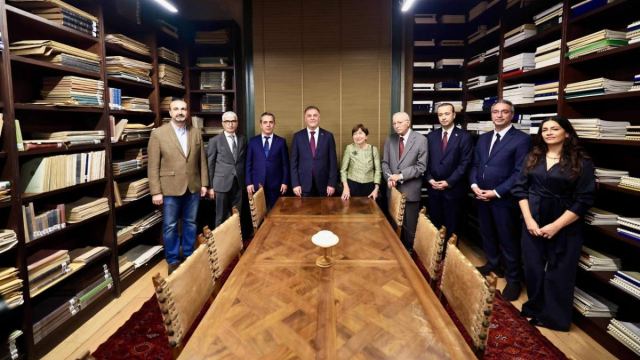 İBB Cumhuriyet Tarihi Araştırmaları Merkezi Zafer Toprak Arşivi açıldı