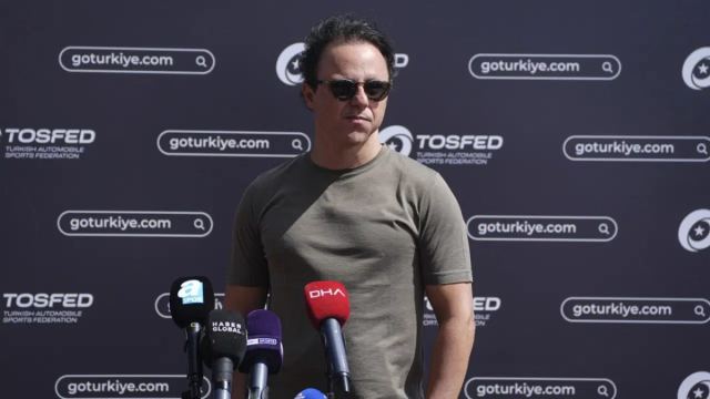 Felipe Massa İstanbul Park'ta hayranlarıyla buluştu