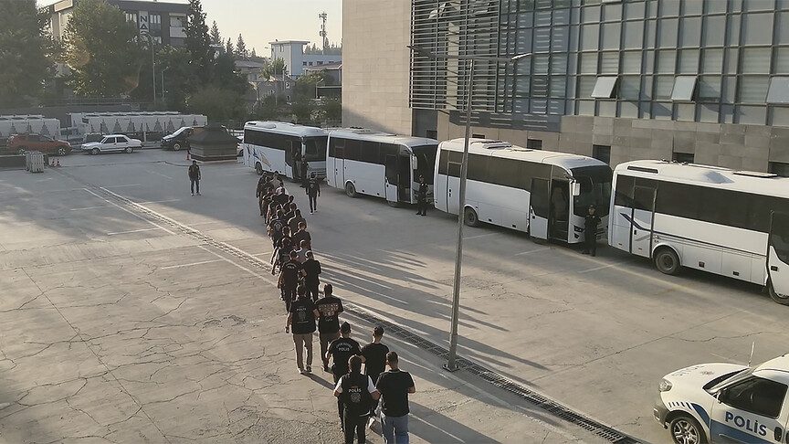 Kahramanmaraş'ta yasa dışı bahis operasyonunda 67 tutuklama