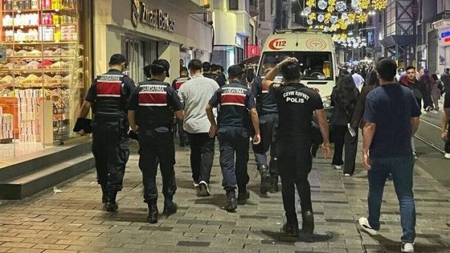 İstanbul'da 'Ailem Güvende' operasyonu: Şüpheliler adliyeye sevk edildi