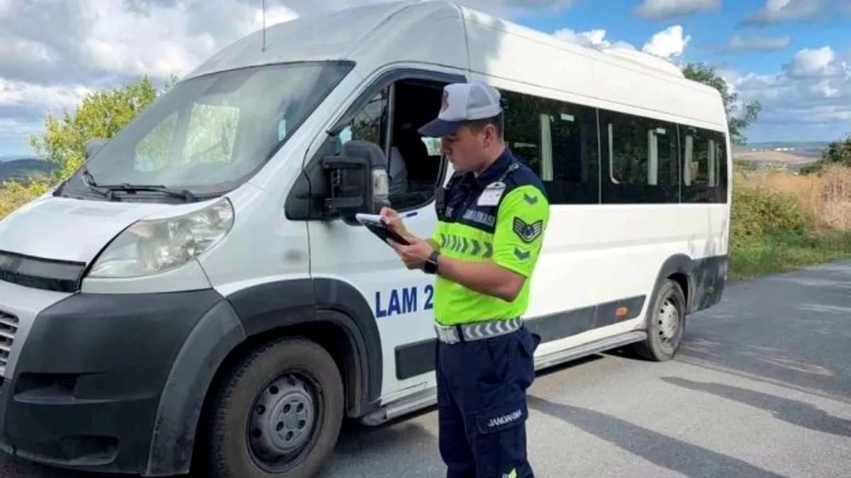 İstanbul'da Okul ve Çevrelerinde Güvenlik Uygulaması yapıldı