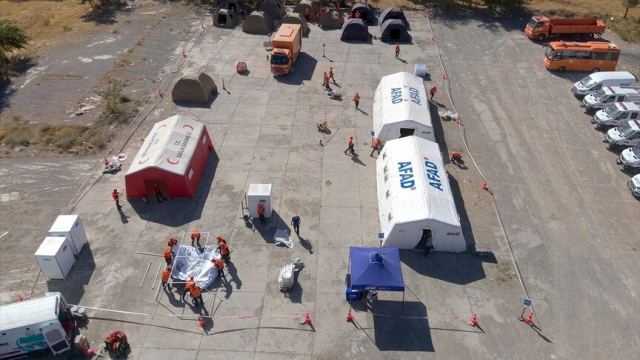 Van AFAD ekipleri uluslararası afetlere hazırlık yapıyor