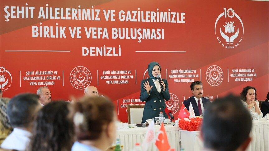 Denizli'de Şehit Aileleri ve Gazilere Vefa Buluşması Yapıldı