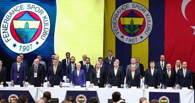 Fenerbahçe Genel Kurulu'nda Yönetim Kuruluna Yetki Verildi