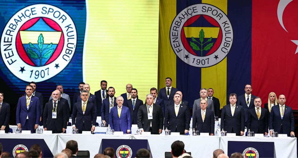 Fenerbahçe Genel Kurulu'nda Yönetim Kuruluna Yetki Verildi