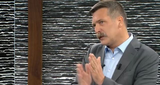 Erkan Baş, Erdoğan ve Trump'ı eleştirdi