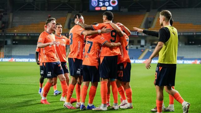 Başakşehir, Gençlerbirliği'ni 4-0 ile geçti