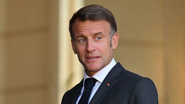 Macron, Akaryakıt Fiyatlarını Düşürmek için AB'den Düzenleme İstedi