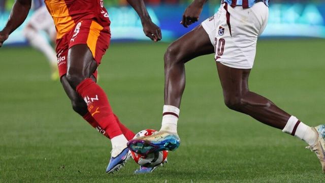 Galatasaray, Süper Lig'de Trabzonspor'a Konuk Olacak