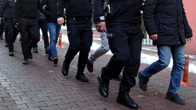 İstanbul'da Usulsüz Vatandaşlık Soruşturmasında 72 Gözaltı