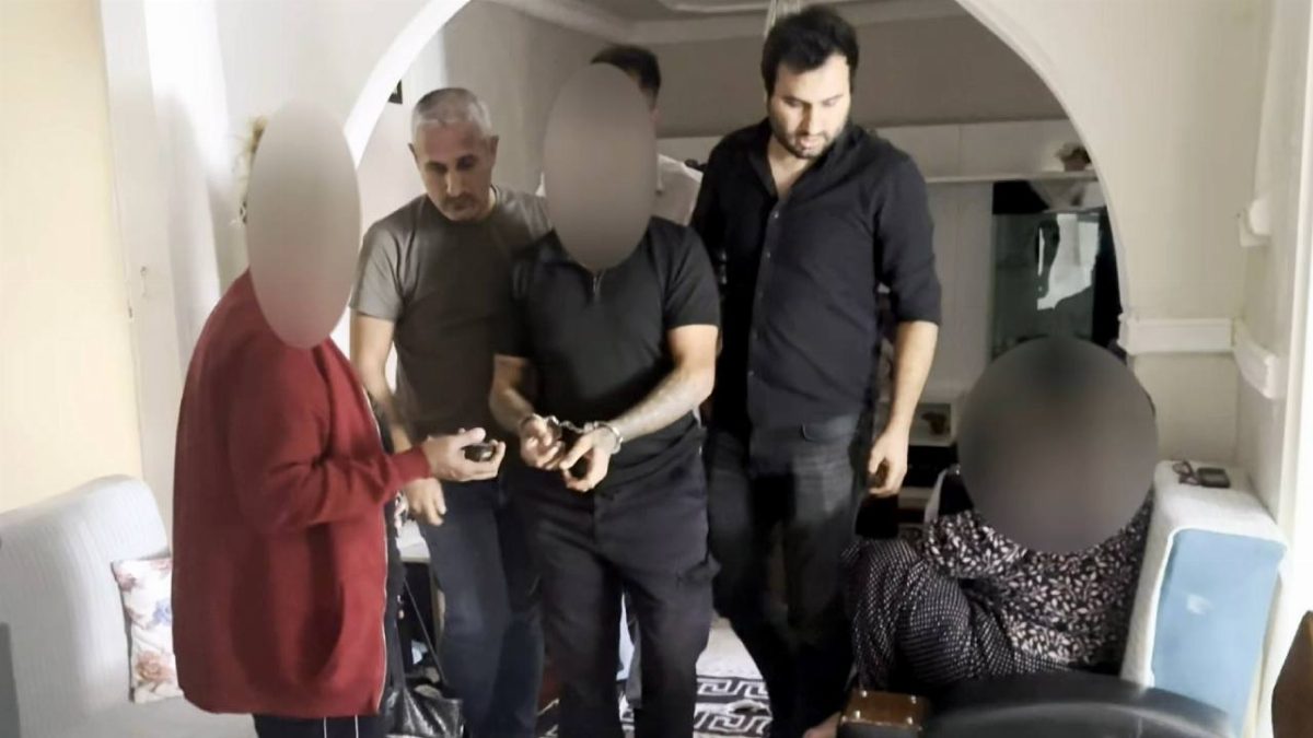 Edirne'de Aranan Anne ve Oğlu Yakalandı