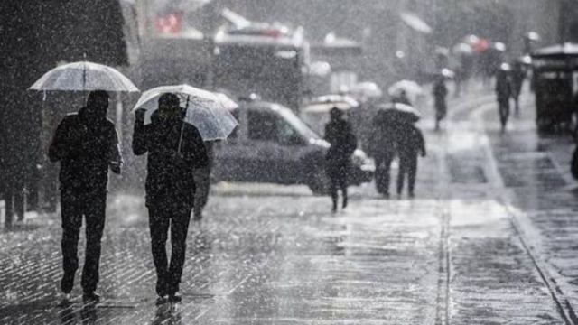 İstanbul'a Yağmur Yağacak, Hava Durumu Açıklandı