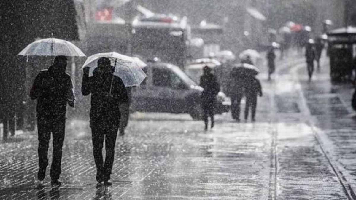İstanbul'a Yağmur Yağacak, Hava Durumu Açıklandı