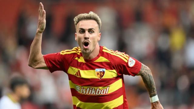 Kayserispor, İstanbulspor'u 4-0 ile geçti