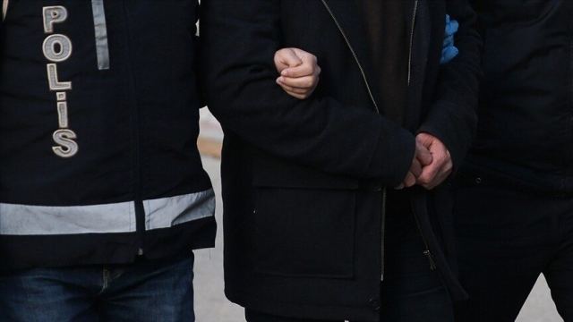 İstanbul merkezli 6 ilde FETÖ operasyonunda 20 şüpheli yakalandı