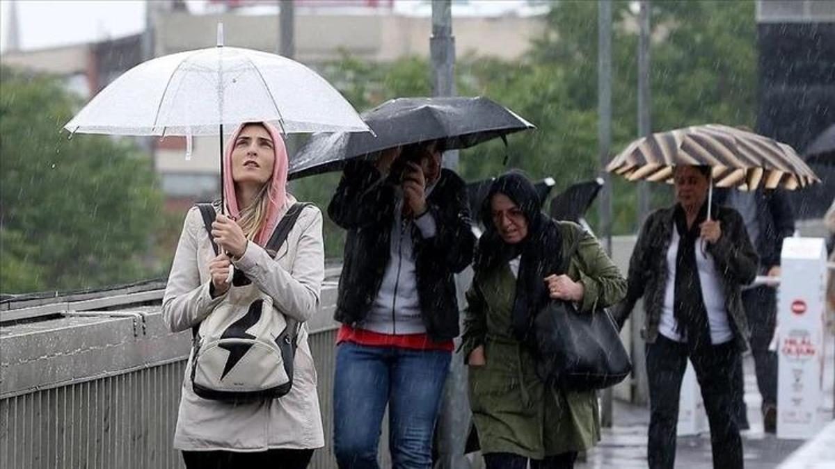İstanbul'da sağanak yağış bekleniyor, hava durumu açıklandı