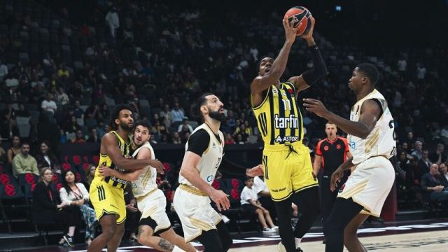 Fenerbahçe Tarfin, Dubai Basketbol'u 85-77 ile geçti
