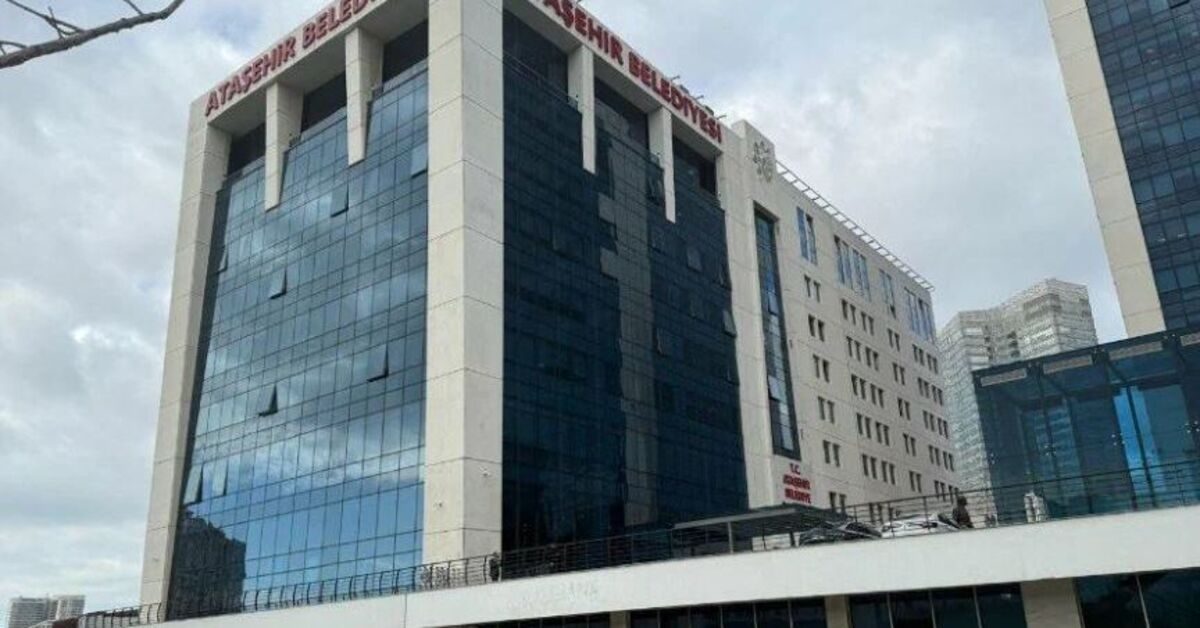 Ataşehir'de 6 Meclis Üyesi AK Parti'ye Katıldı
