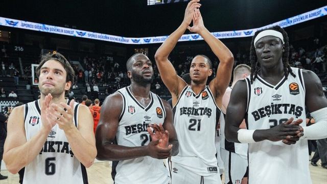 Beşiktaş, Basketbol Avrupa Ligi'ne Valencia karşısında yenilgiyle başladı