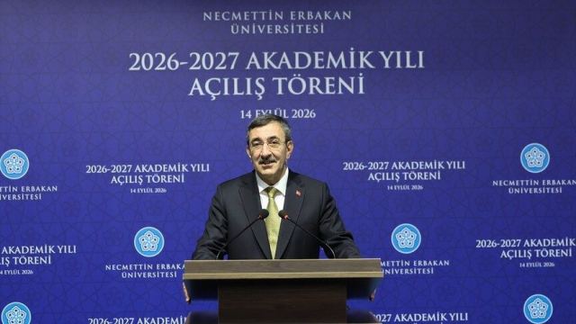 Cumhurbaşkanı Yardımcısı Yılmaz, Gazze'deki zulümlere karşı üniversiteleri selamladı