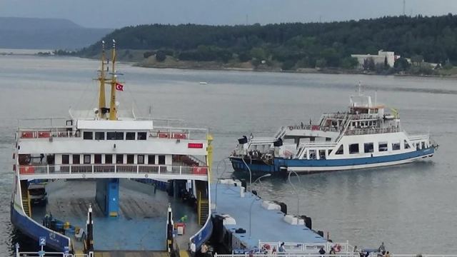Kabatepe-Gökçeada hattında feribot seferleri iptal edildi