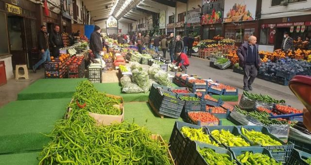 İstanbul'da sebze-meyve fiyat manipülasyonu: 41 gözaltı kararı