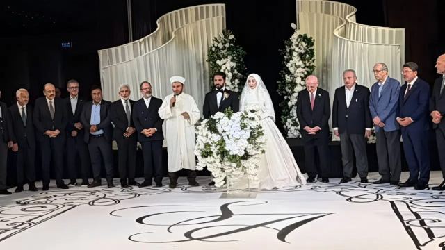 Ali Erbaş'ın Kızı Bihter Serra Erbaş İçin Lüks Düğün Düzenlendi