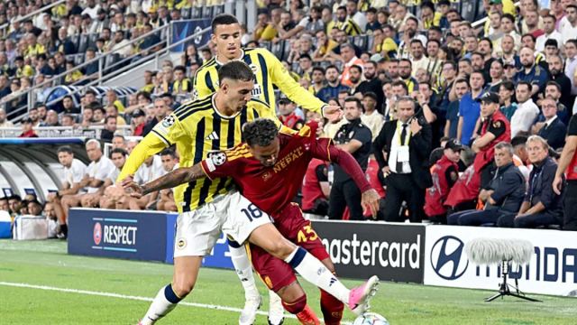 Fenerbahçe Mert Müldür'ün Sakatlığından Dolayı Operasyon Geçirdi