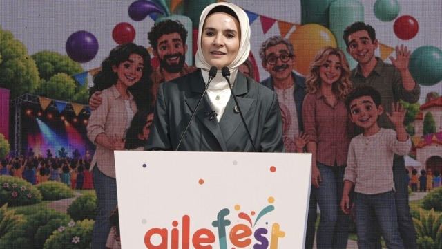 Bakan Göktaş: Projelerimizi 'aile dostu' vizyonuyla yapmalıyız