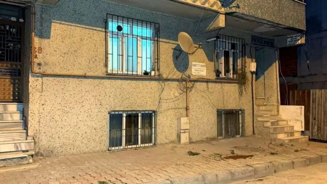 Sultangazi'de Çatlaklar Nedeniyle İki Apartman Tahliye Edildi
