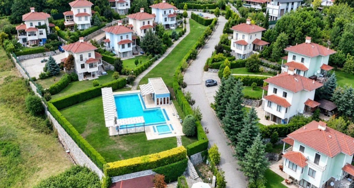 İstanbul ormanları sınır dışına çıkarılarak villalara açılıyor