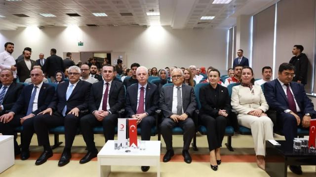 Türk Kızılay İstanbul'da Kan Bağışı Altyapısına Destek Verdi