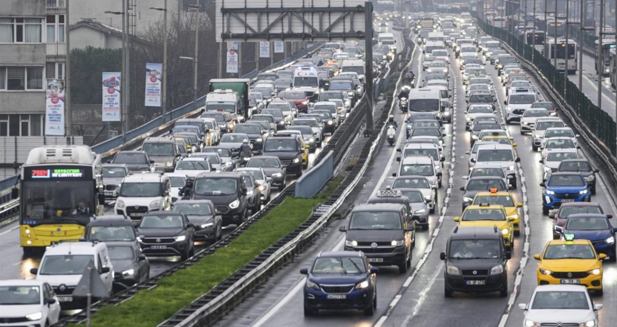 İstanbul'da Etkinlik Nedeniyle Bazı Yollar Trafiğe Kapandı