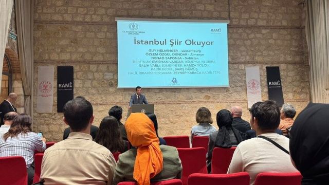 17. Uluslararası Şiir ve Edebiyat Festivali İstanbul'da başladı