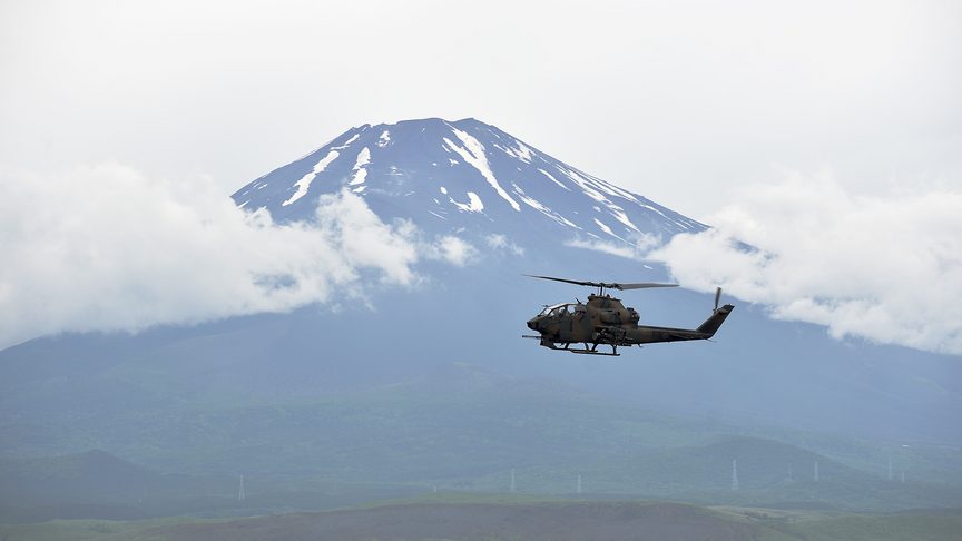 Fuji Dağı'nda mahsur kalanlar, helikopter için ücret ödeyecek