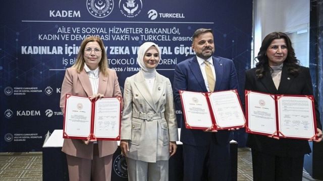 Kadınlar İçin Yapay Zeka ve Dijital Güçlenme Protokolü İmzalandı