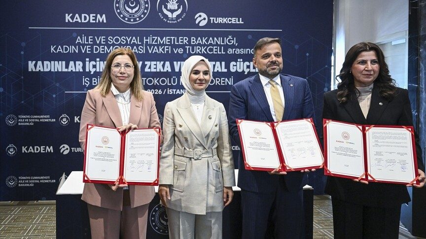 Kadınlar İçin Yapay Zeka ve Dijital Güçlenme Protokolü İmzalandı