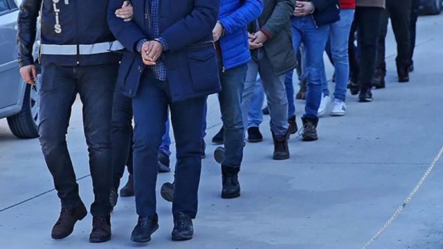 TOKİ dolandırıcılığına 5 ilde operasyon: 8 gözaltı