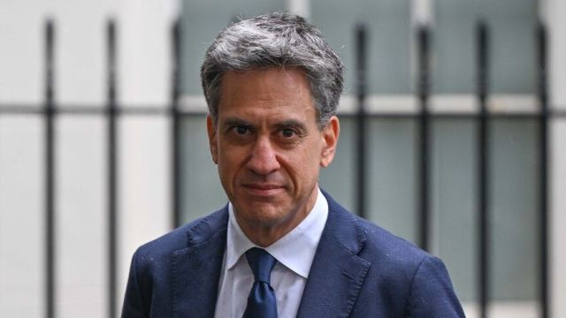İngiltere Dışişleri Bakanı Miliband: İsrail dostlarını kaybediyor
