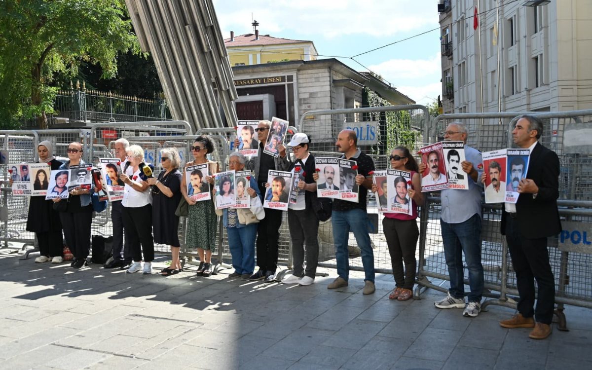 Cumartesi Anneleri Cemil Kırbayır'ı kaybedenleri anmak için toplandı