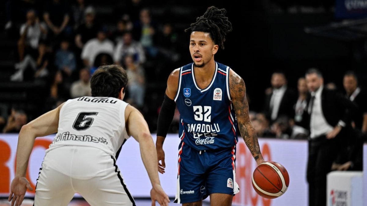 Anadolu Efes, Beşiktaş'ı 95-81 ile mağlup etti