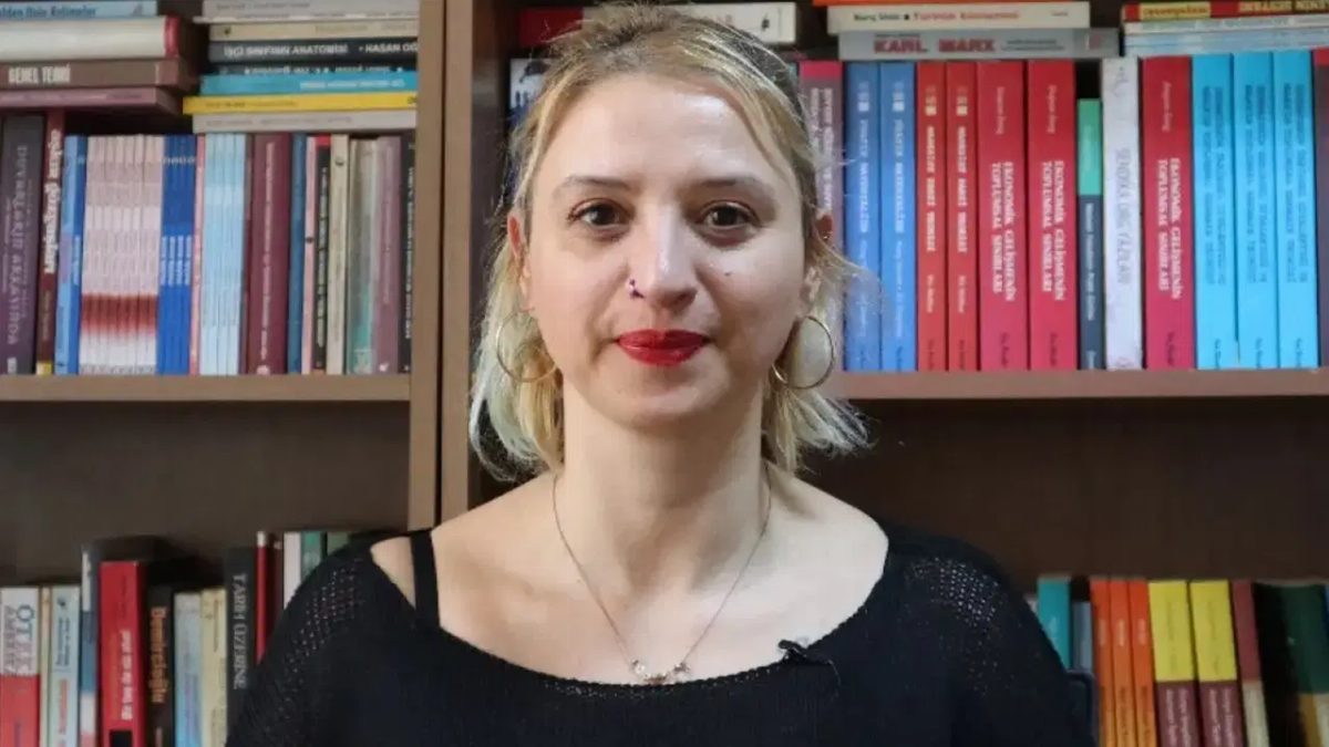 Gazeteci Pınar Gayıp İstanbul'da tahliye edildi