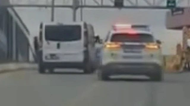 Arnavutköy'de 'dur' ihtarına uymayan sürücü Avcılar'da yakalandı