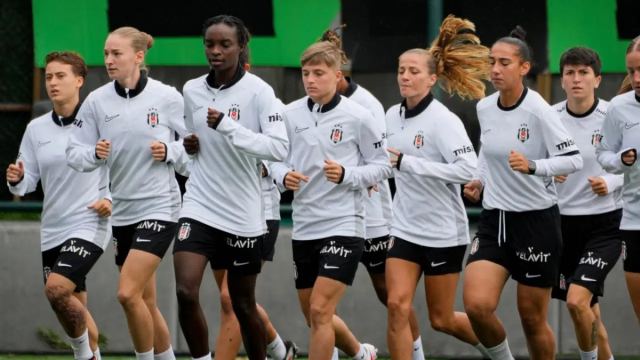 Beşiktaş'ın Kadın Futbol Süper Ligi maçı ertelendi