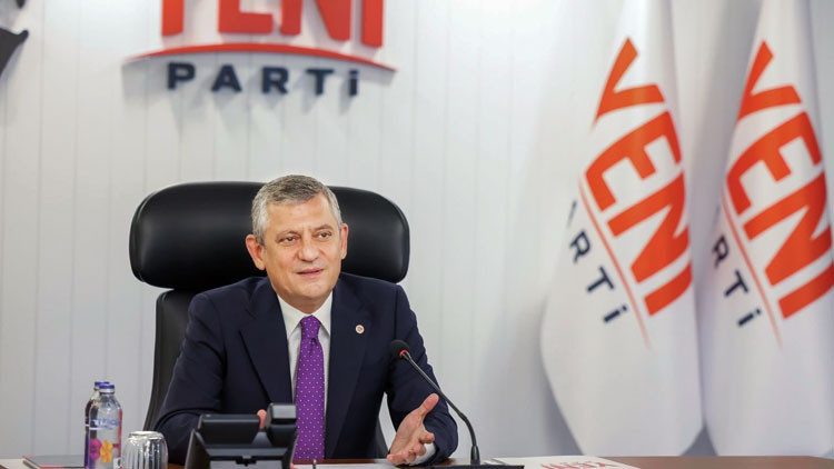 Yeni Parti'de ilçe başkanlıkları için önseçim süreci başlıyor