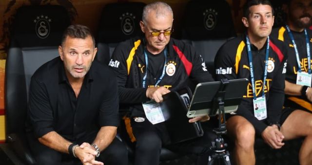 Galatasaray, Wilfried Singo'nun Menajerini İstanbul'a Çağırdı