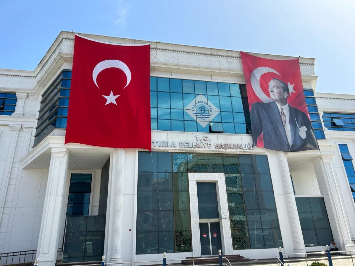 Tuzla'da Koku Şikayetine İlişkin Başkan Bingöl Açıklama Yaptı