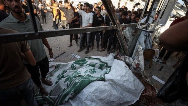 İsrail'in Gazze'ye Saldırılarında 2 Filistinli Hayatını Kaybetti